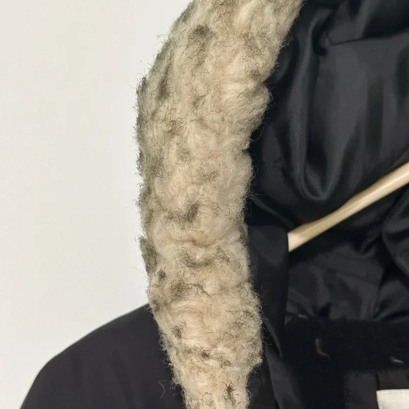 Aeropostale Black Puffer Jacket w/ Faux Fur Hood – Women’s Medium - Picture 9 of 9